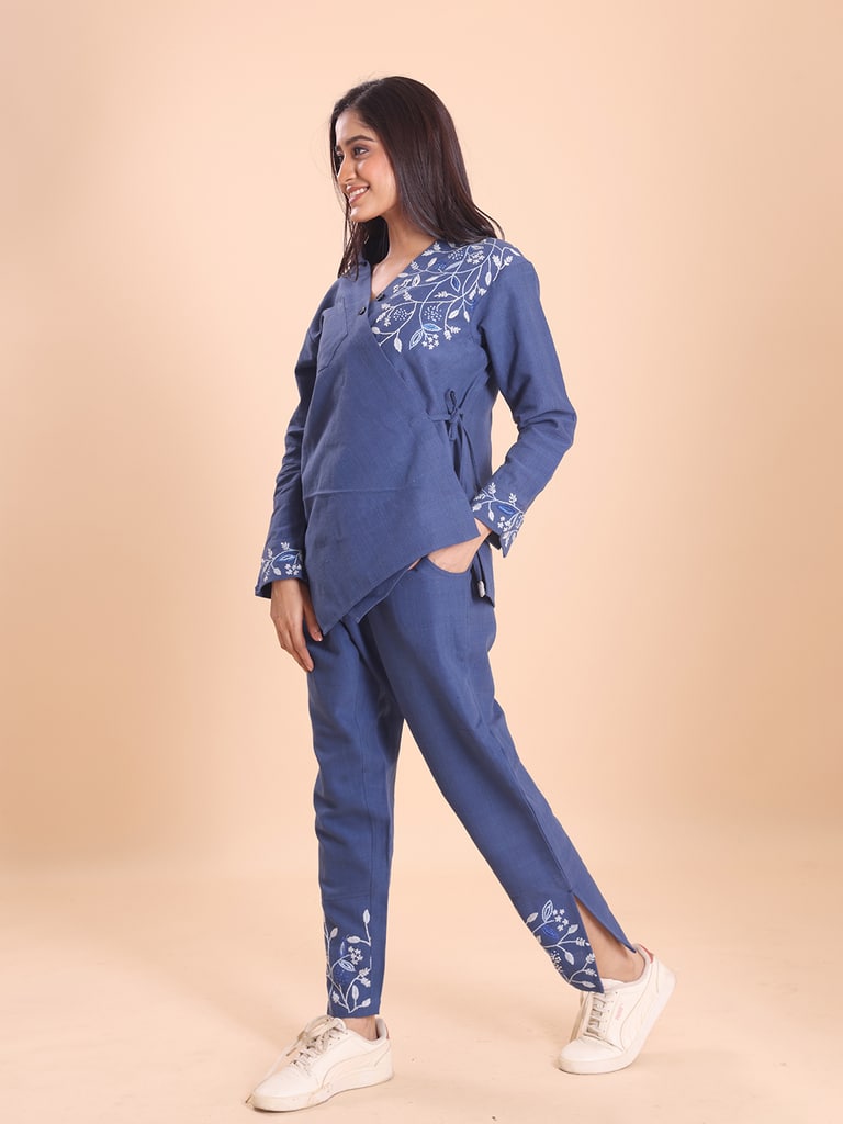 BLOUSON WOMEN KHADI COTTON EMBROIDERED ASSYMETRICAL  SHIRT-TUNIC SET - View 4