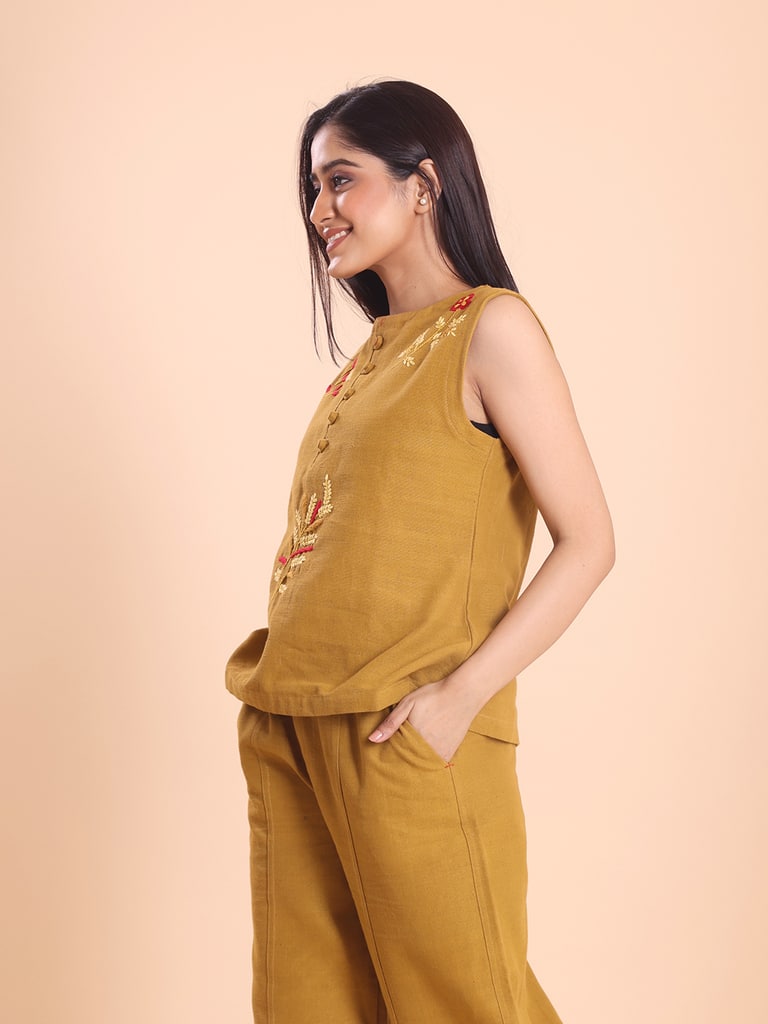 BLOUSON WOMEN KHADI COTTON EMBROIDERED SLEEVELESS TUNIC SET - View 4