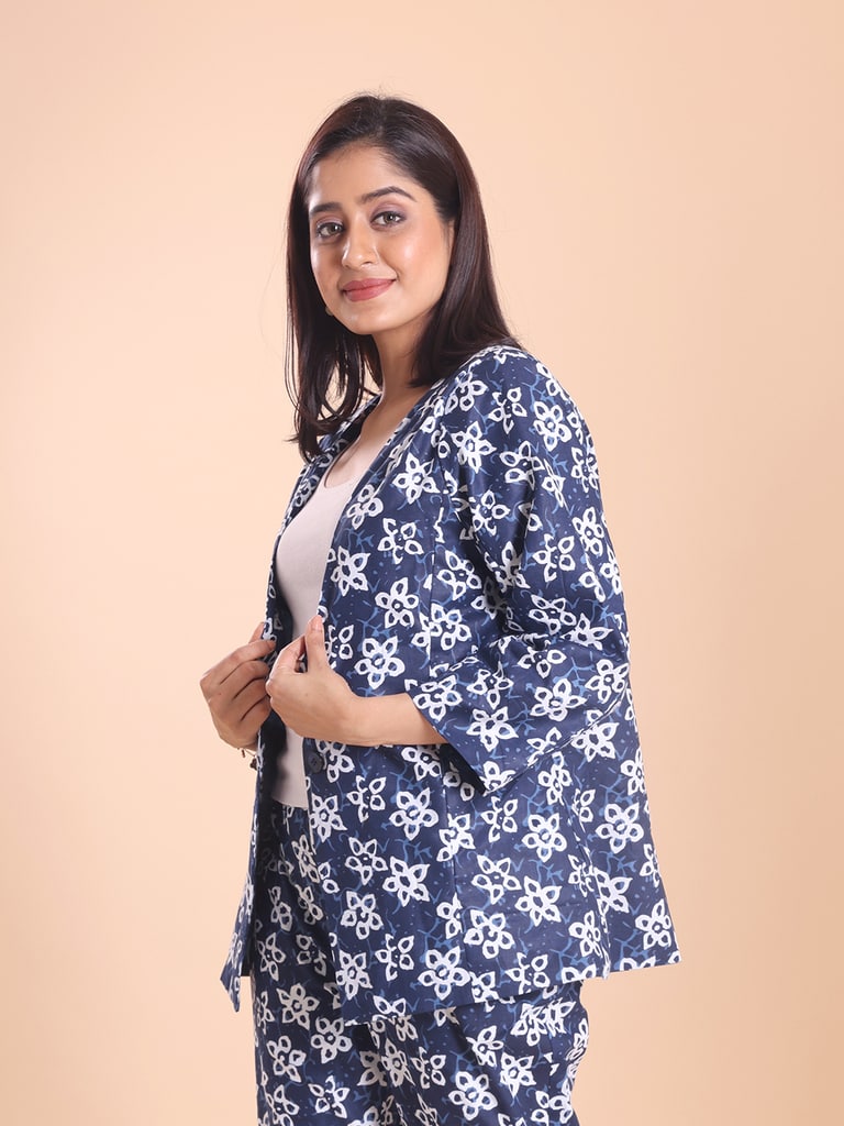 BLOUSON WOMEN COTTON PRINTED FULL SLEEVE SHRUG SET - View 4