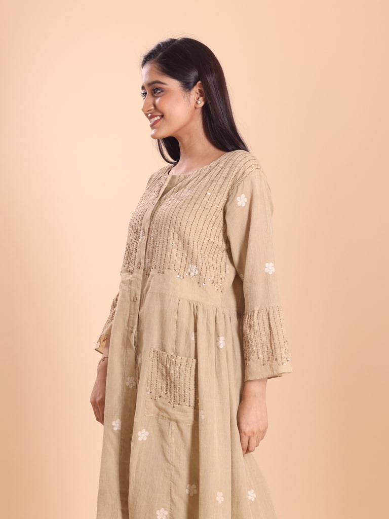 BLOUSON WOMEN COTTON JAMDANI HAND EMBROIDERED KURTI AND SARARA SET - View 4