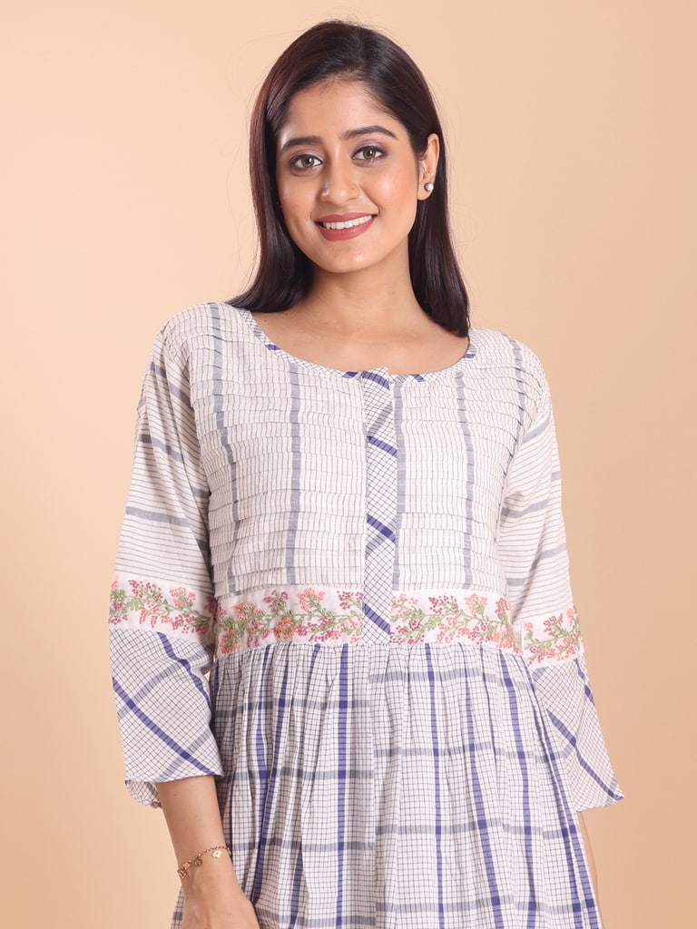 BLOUSON EMPIRE HAND EMBROIDERED ETHNIC DRESS - View 2