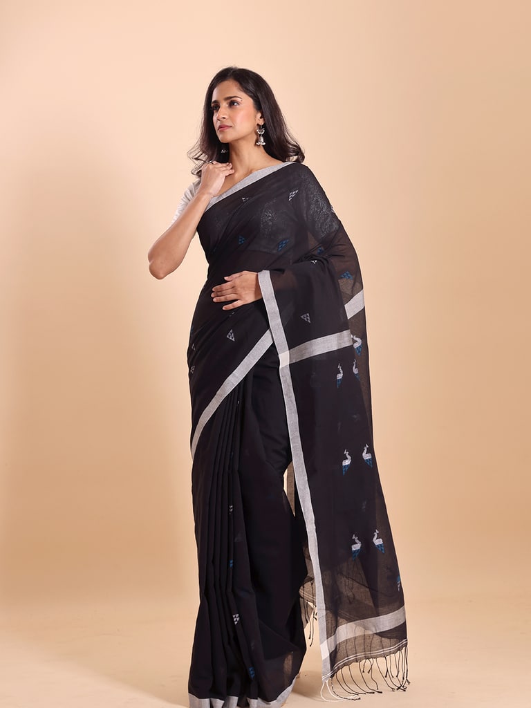 Handloom Cotton Mayur Jamdani Saree - Black - Thumbnail 3