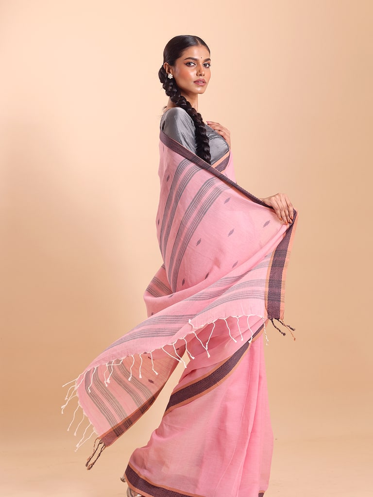 Handloom Buti Santipuri Saree - Light Pink - View 2
