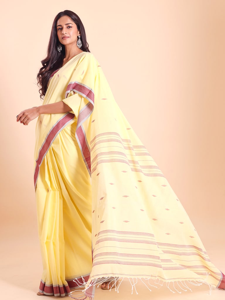 Handloom Buti Santipuri Saree - Pastel Yellow - View 2
