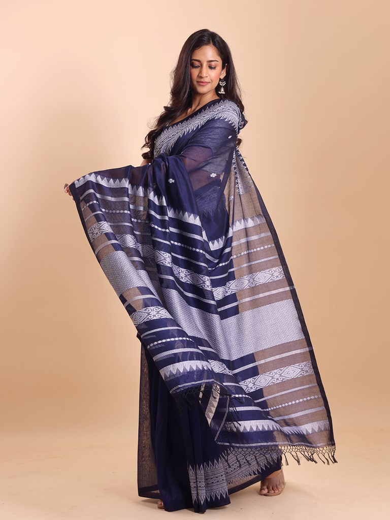 Handloom Cotton Derpar Jamdani Saree - Navy - View 1