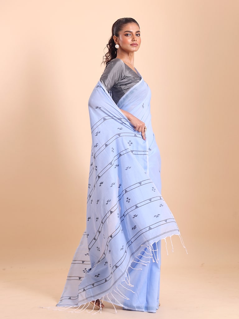 Handloom Cotton Pakhiralay Jamdani Saree - Powder Blue - Thumbnail 4