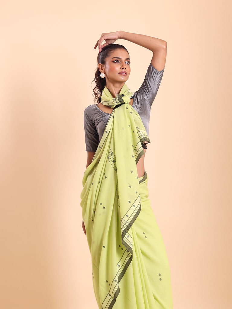 Handloom Cotton Dot Buti Saree - Pista - View 1