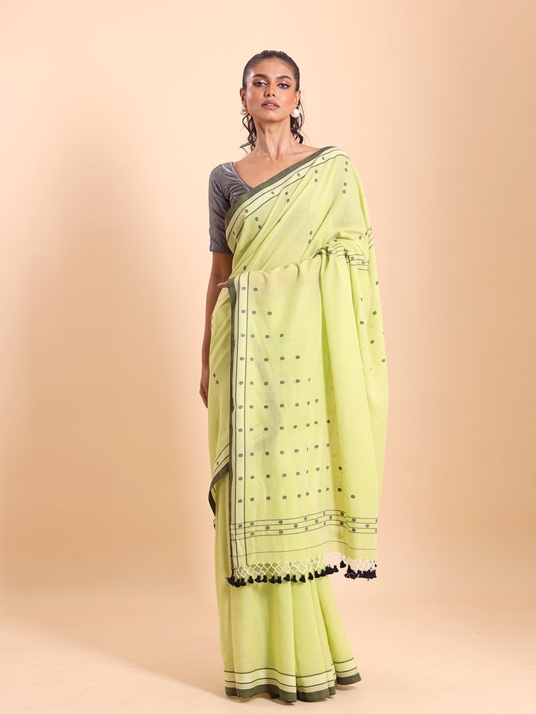 Handloom Cotton Dot Buti Saree - Pista - View 2