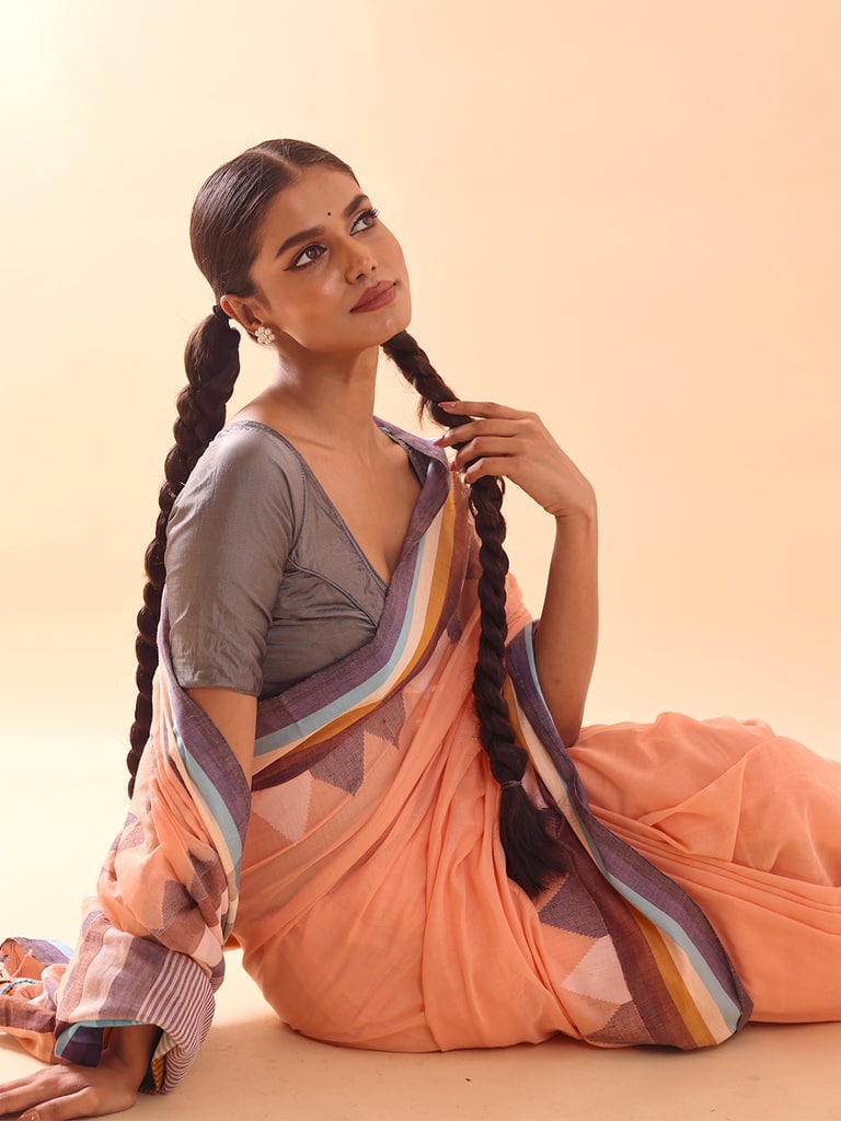 Handloom Ramdhanu Temple Par Jamdani Saree - Pale Peach - View 1