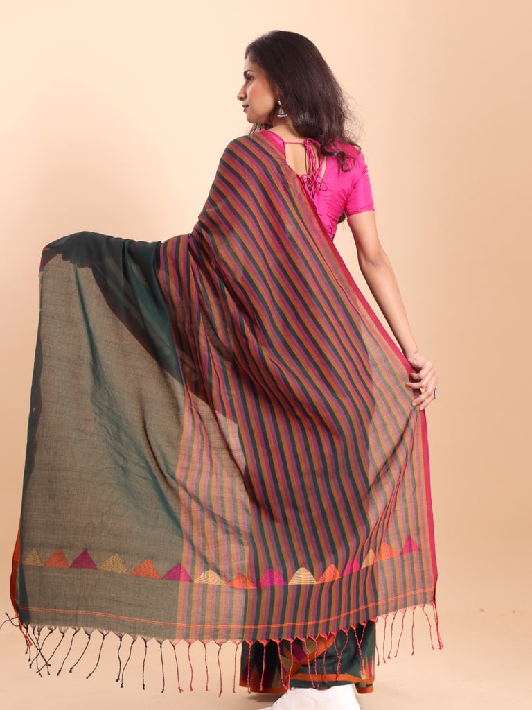 Handloom One Side Temple Jamdani Saree - Bottle Green - View 4